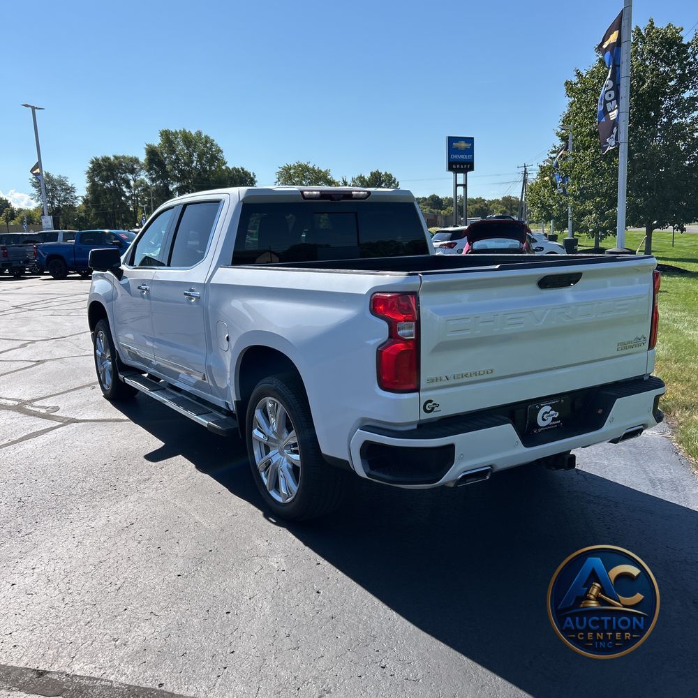 2022 Chevrolet Silverado 1500 High Country