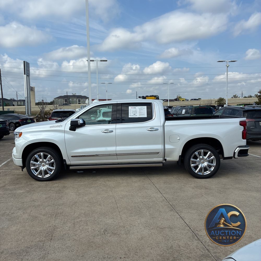 2022 Chevrolet Silverado 1500 High Country