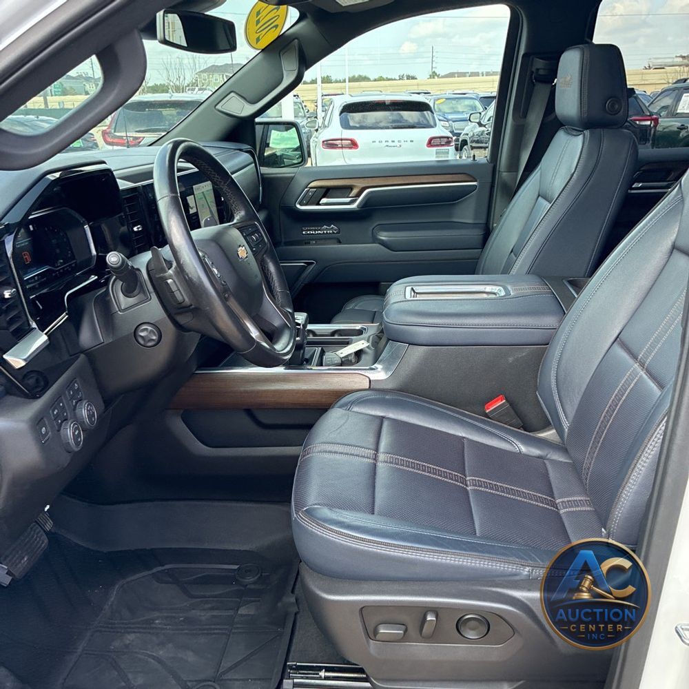 2022 Chevrolet Silverado 1500 High Country