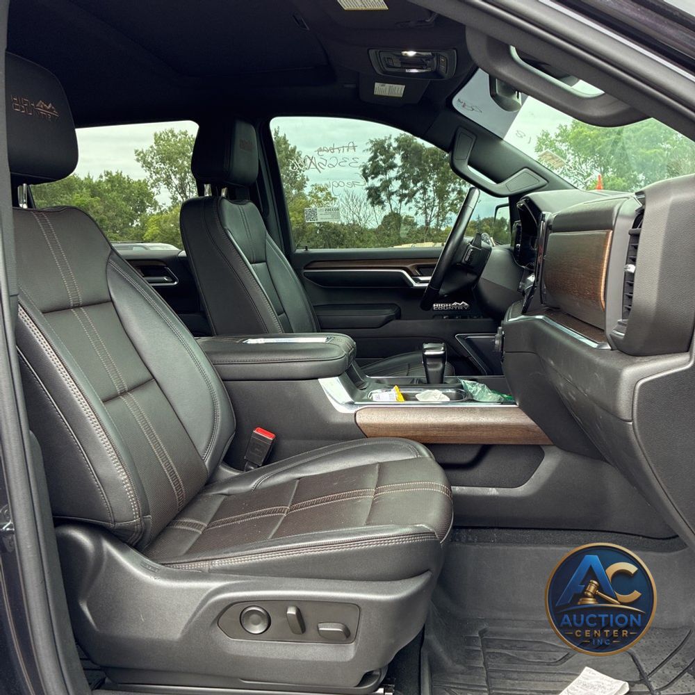 2022 Chevrolet Silverado 1500 High Country