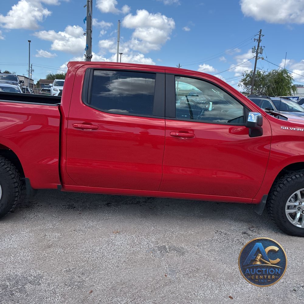 2025 Chevrolet Silverado 1500 LT