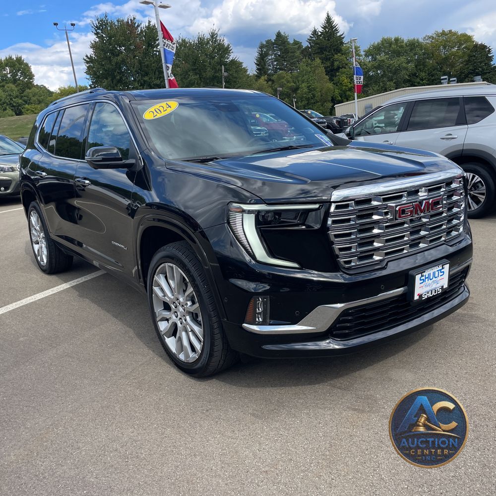 2024 GMC Acadia Denali