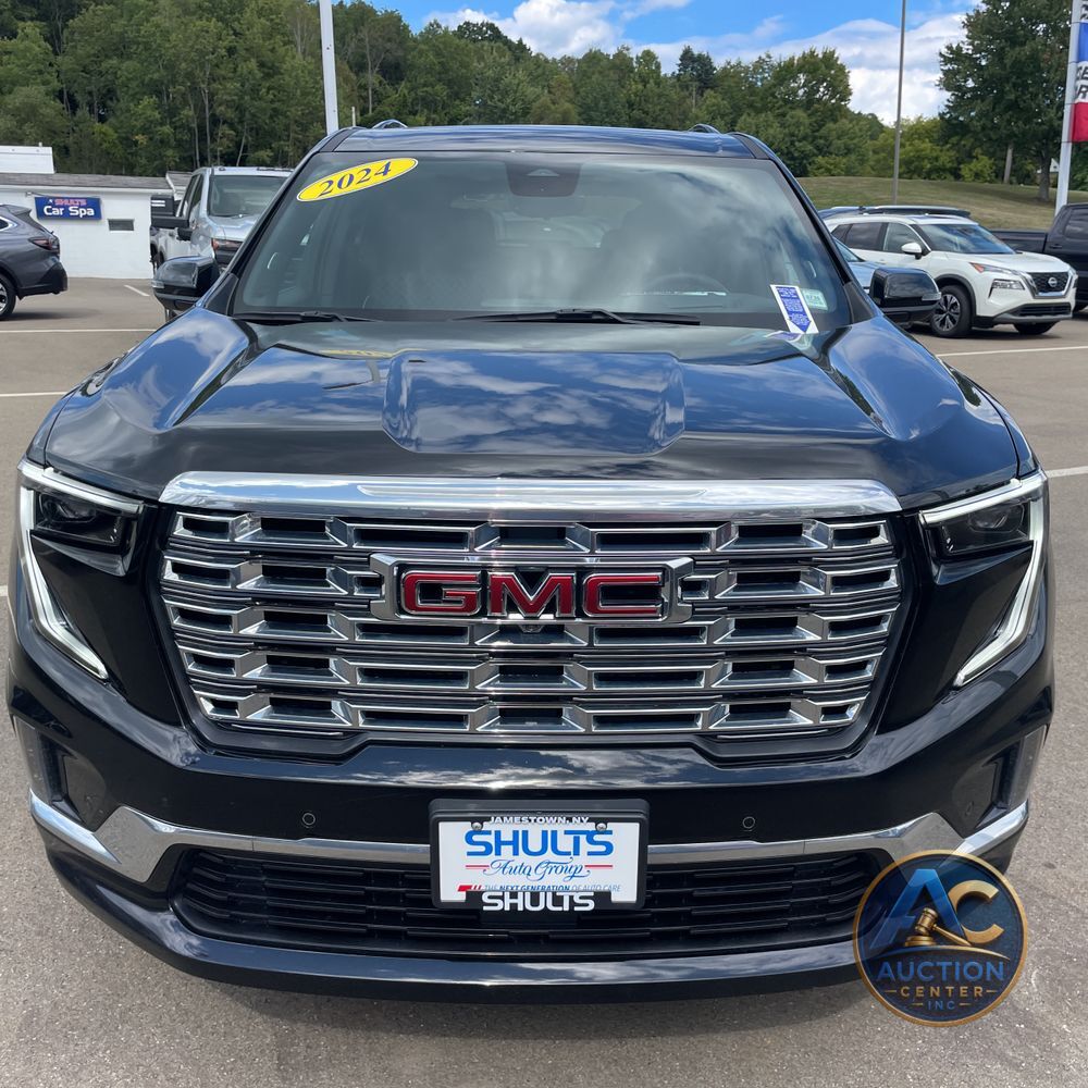 2024 GMC Acadia Denali
