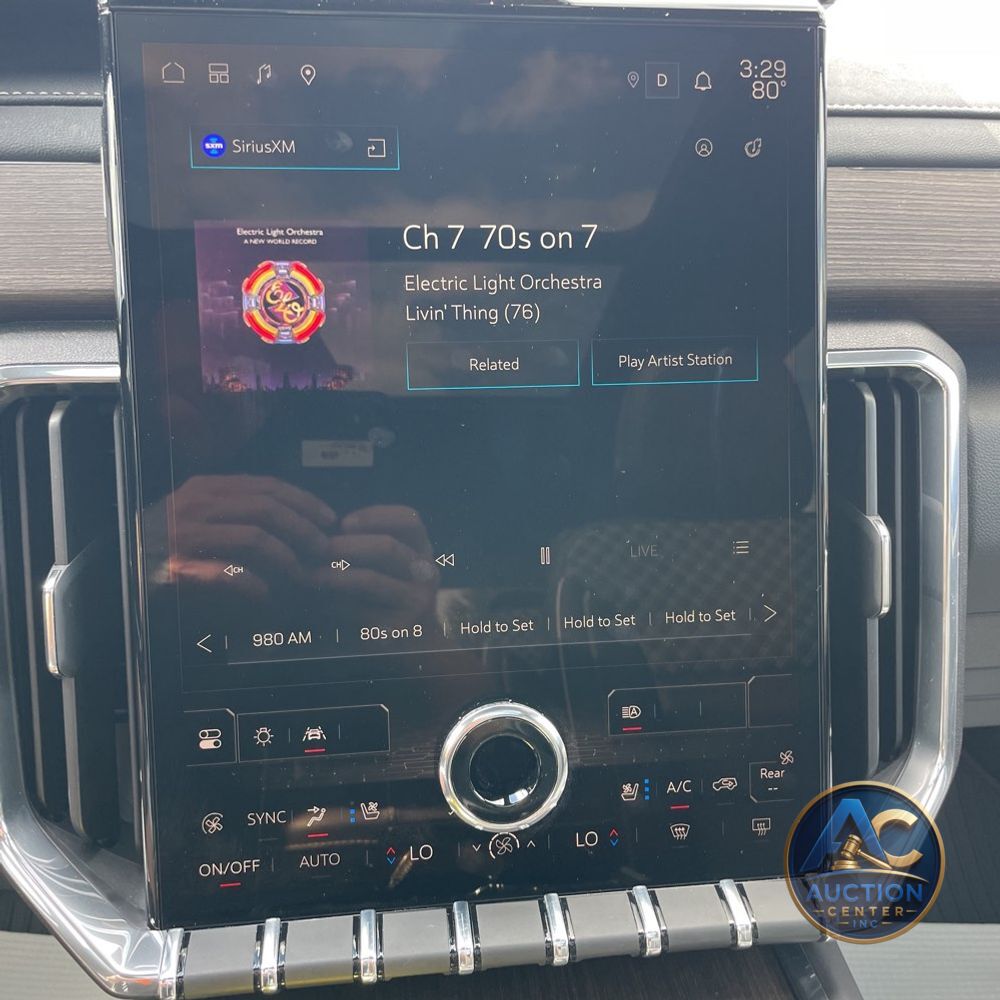 2024 GMC Acadia Denali