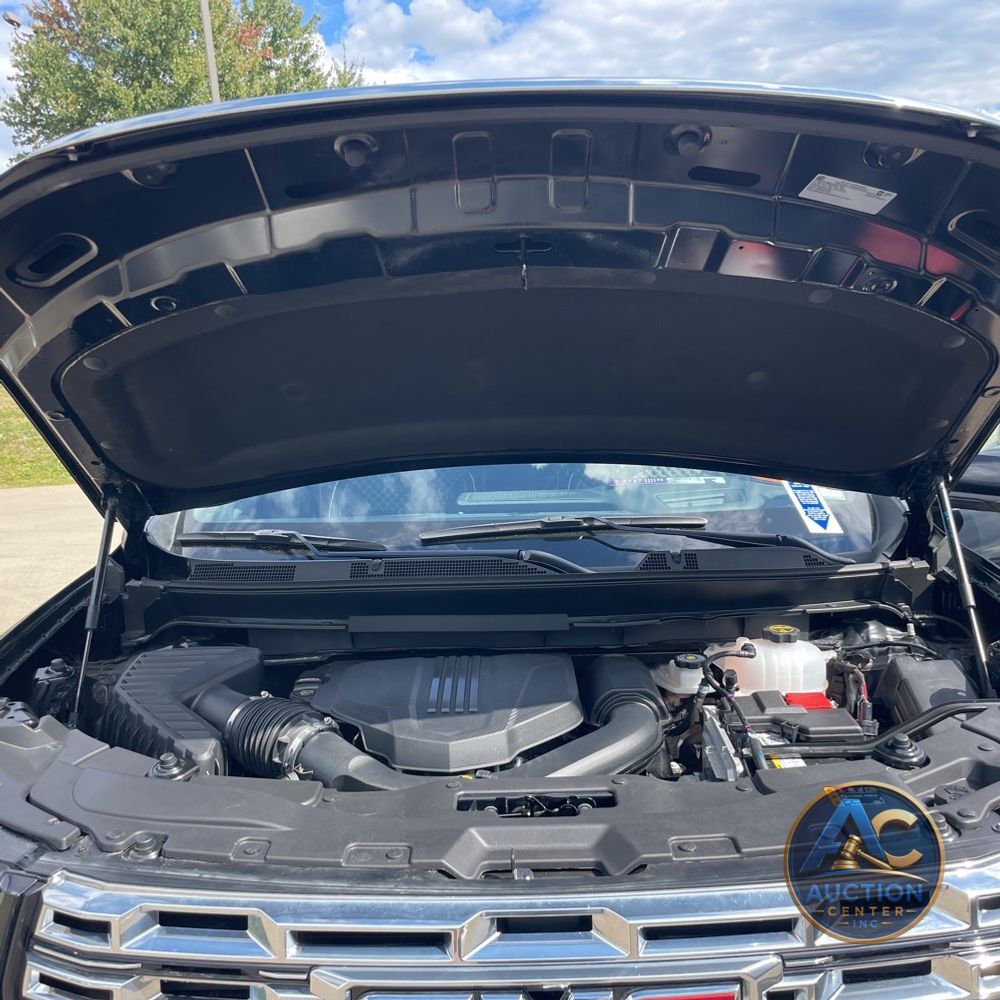 2024 GMC Acadia Denali