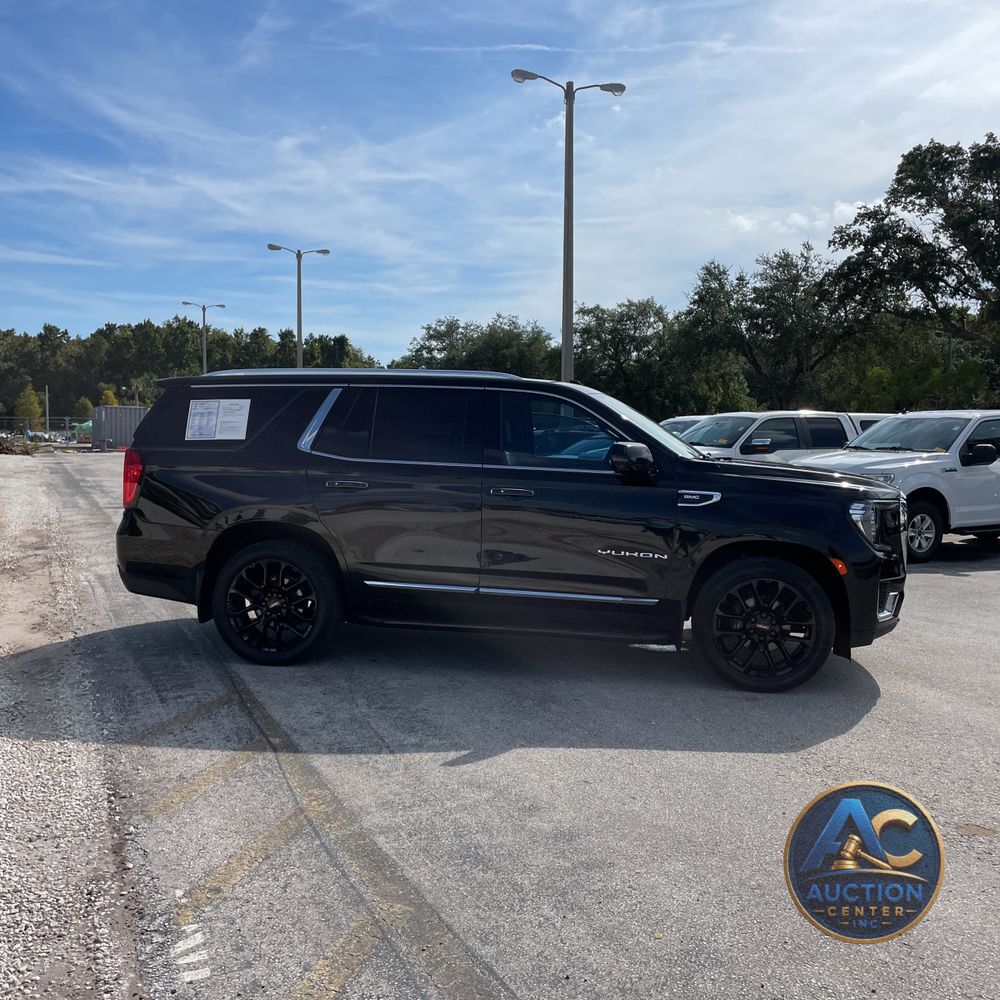2022 GMC Yukon SLT