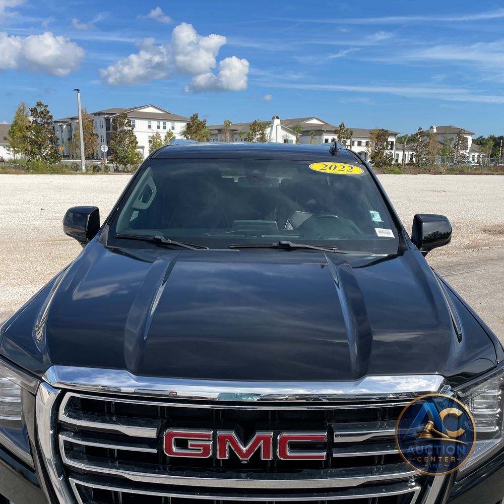 2022 GMC Yukon SLT
