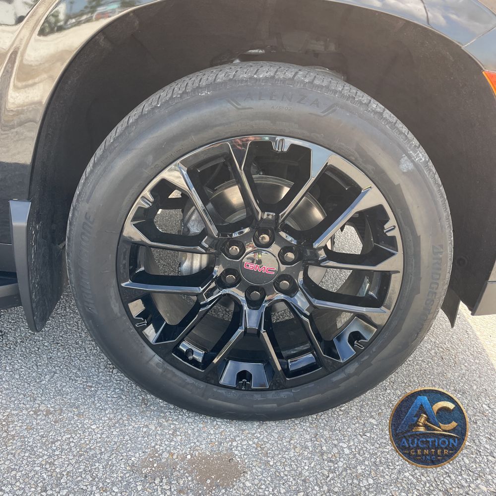 2022 GMC Yukon SLT