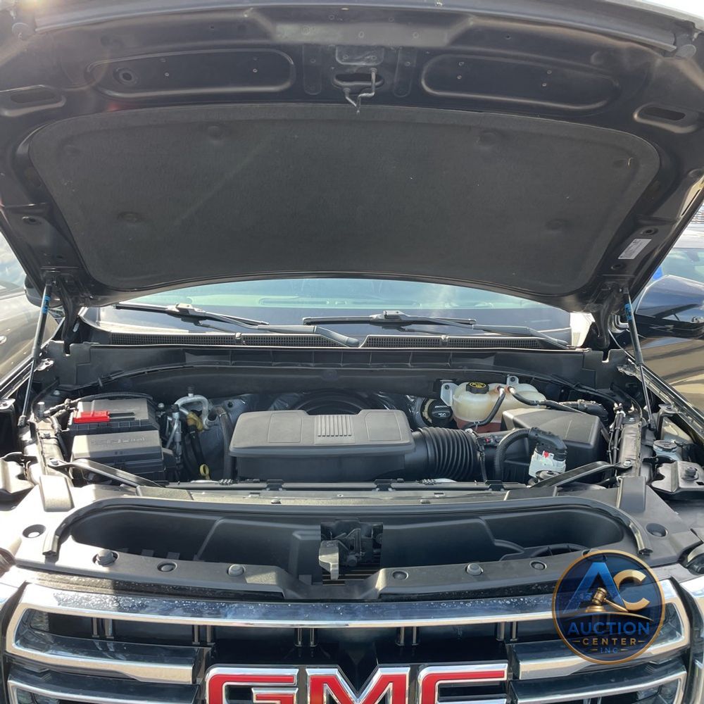 2022 GMC Yukon SLT