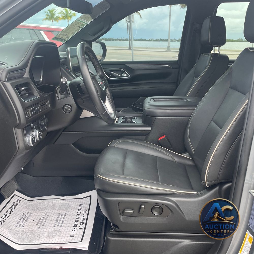 2022 GMC Yukon XL SLT