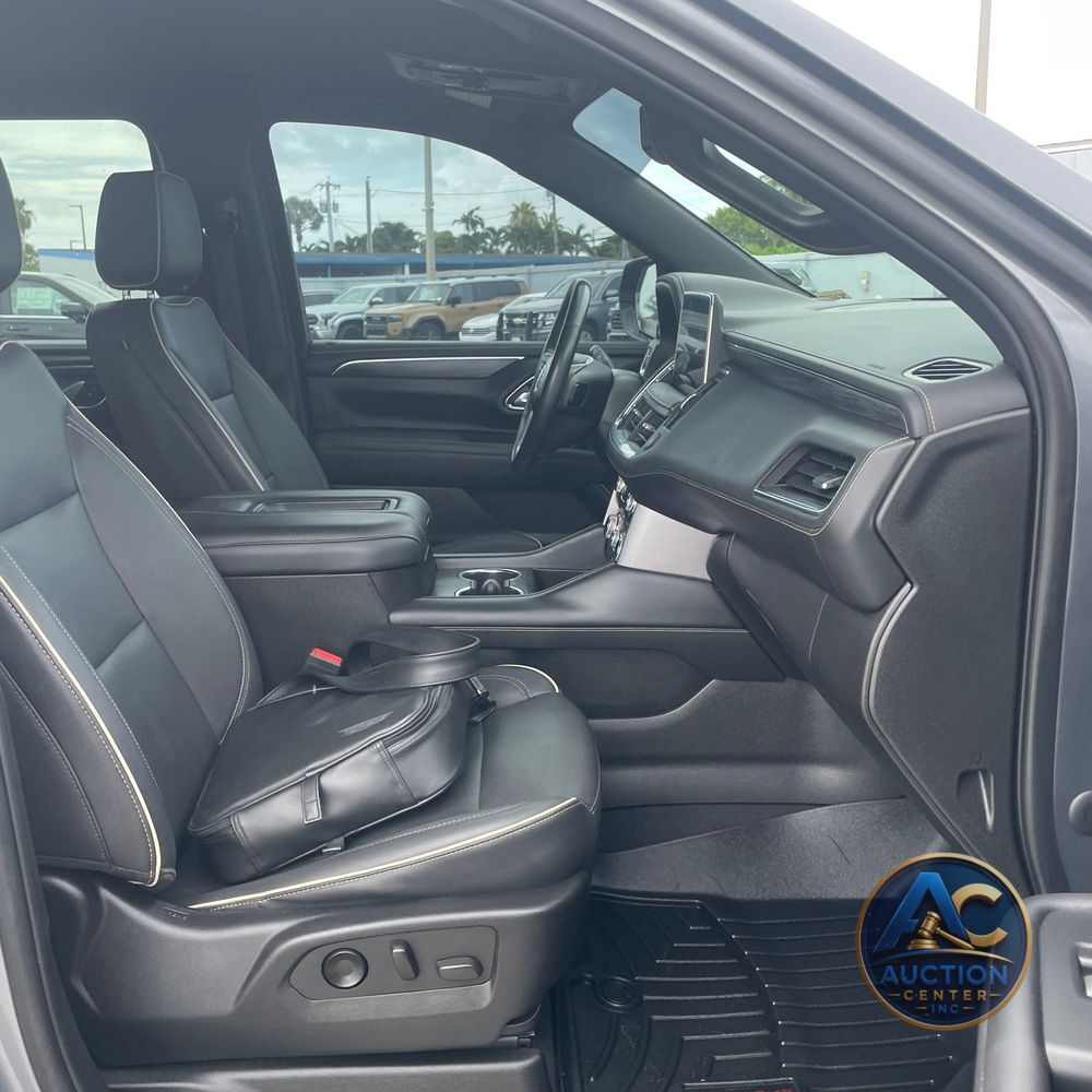 2022 GMC Yukon XL SLT