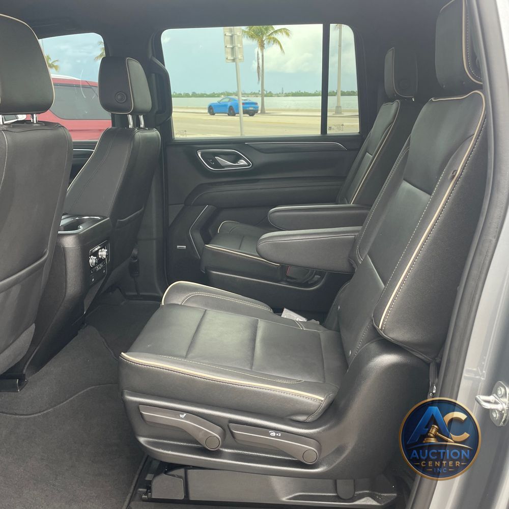 2022 GMC Yukon XL SLT