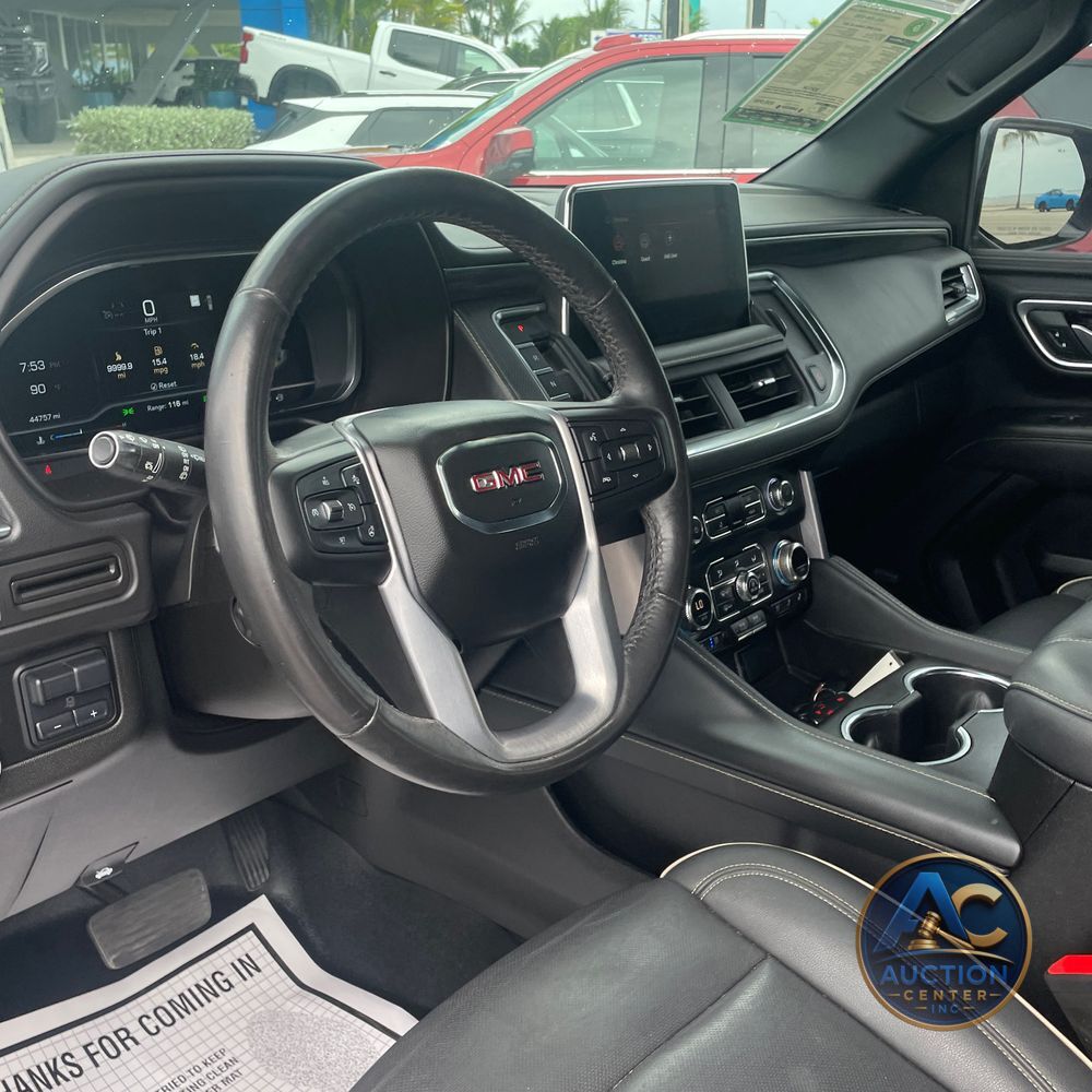 2022 GMC Yukon XL SLT