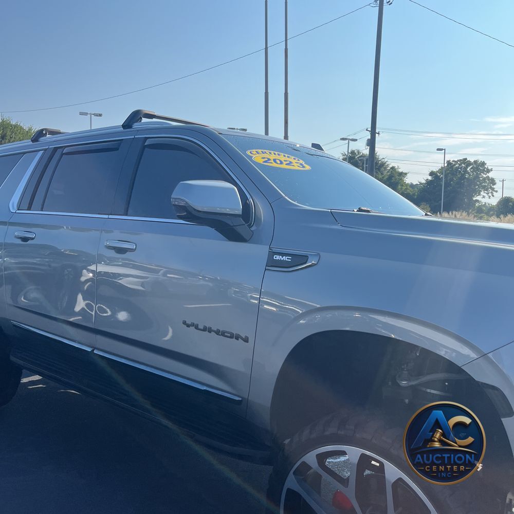 2023 GMC Yukon XL SLT