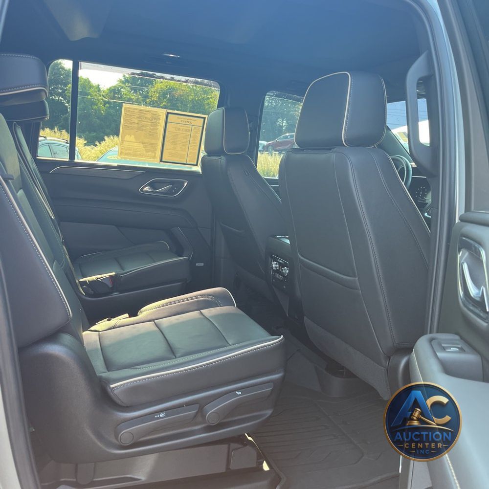 2023 GMC Yukon XL SLT