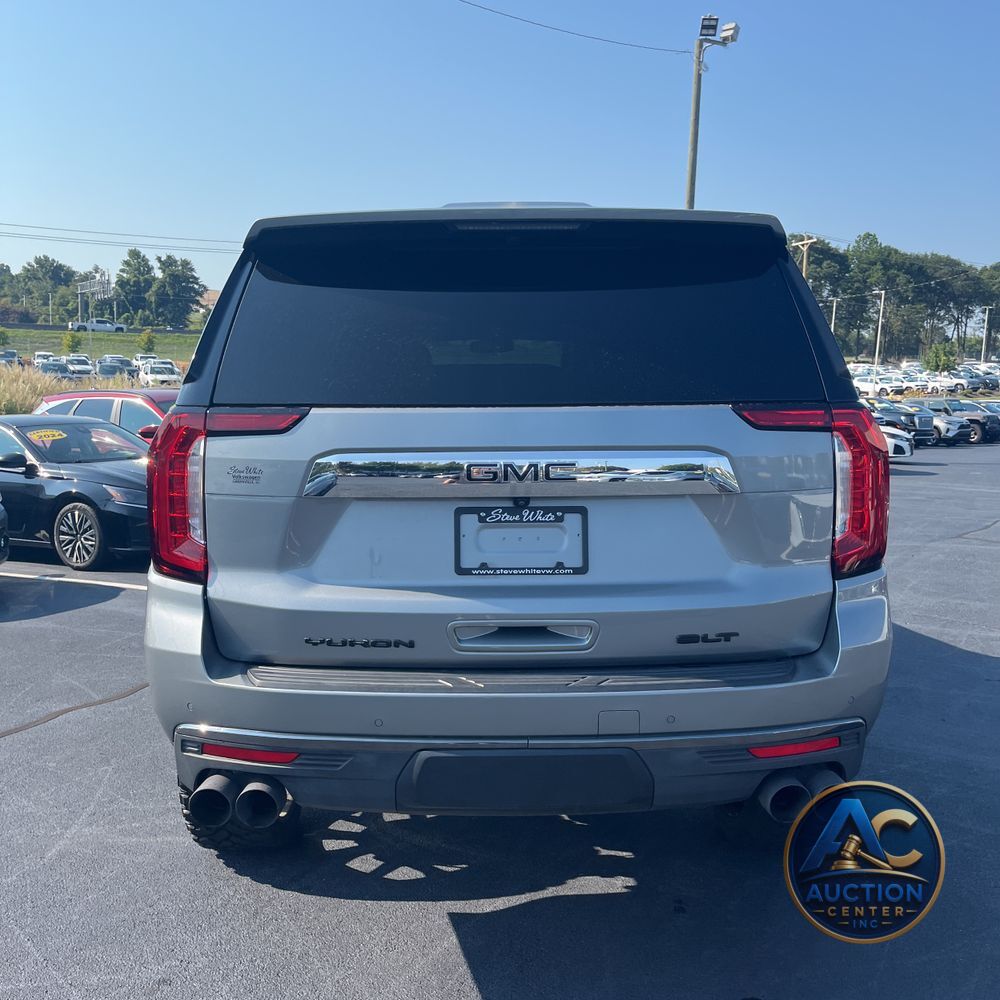 2023 GMC Yukon XL SLT