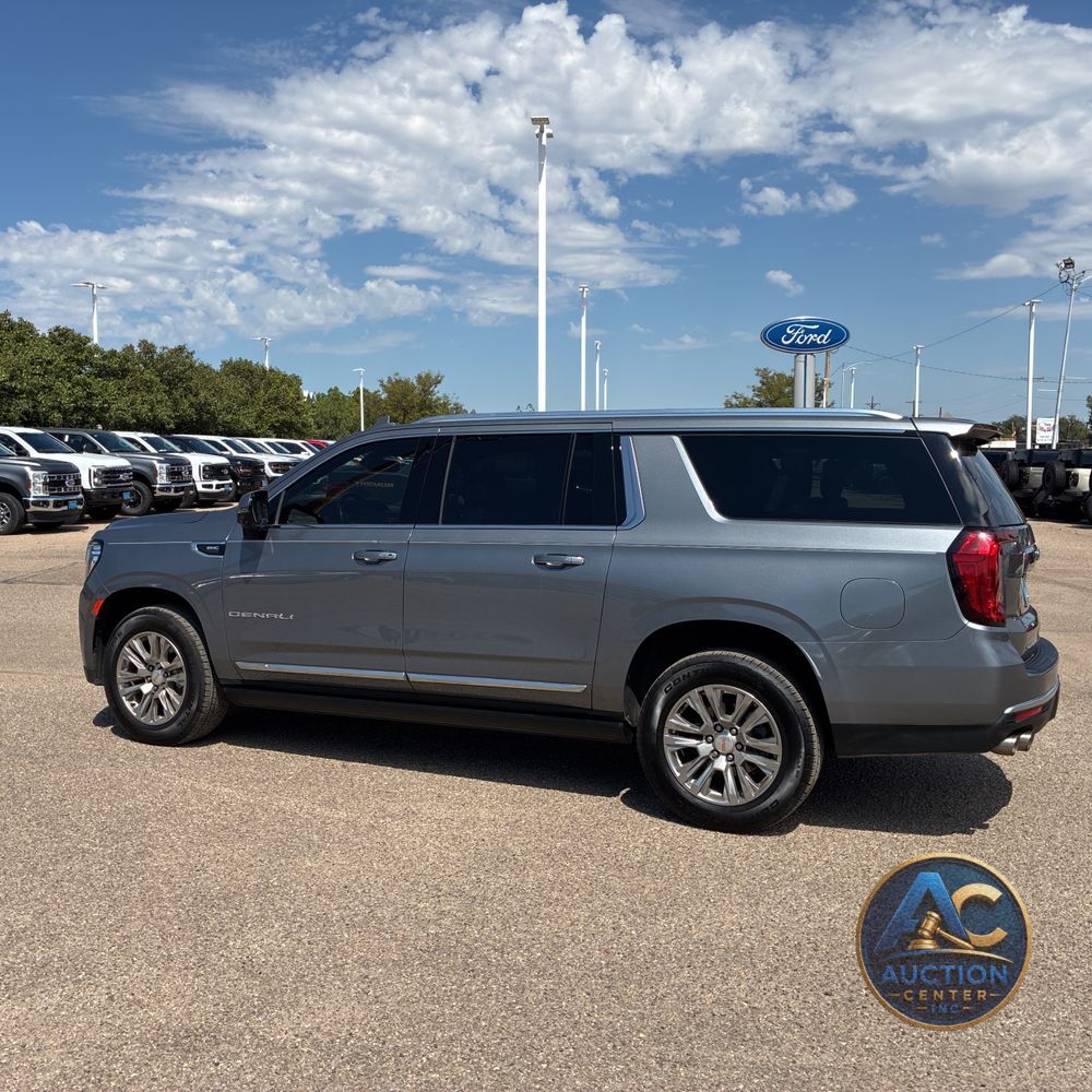 2022 GMC Yukon XL Denali