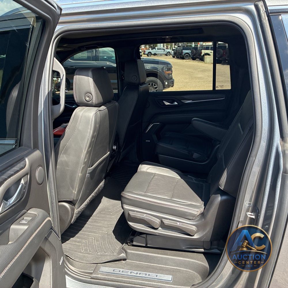 2022 GMC Yukon XL Denali