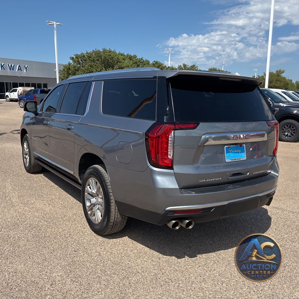 2022 GMC Yukon XL Denali