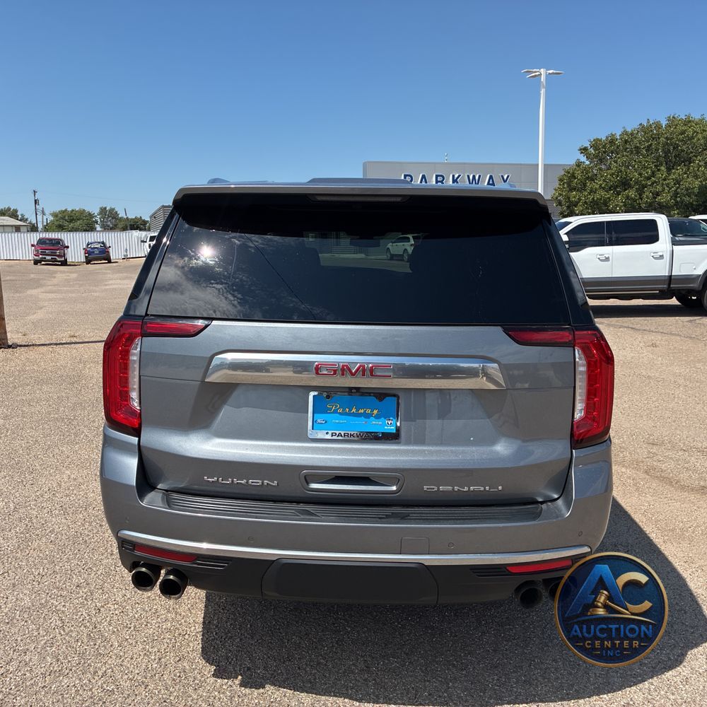 2022 GMC Yukon XL Denali