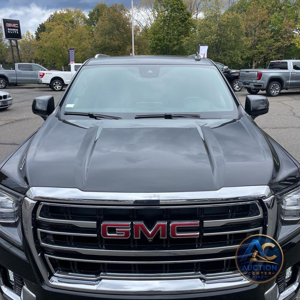 2024 GMC Yukon SLT