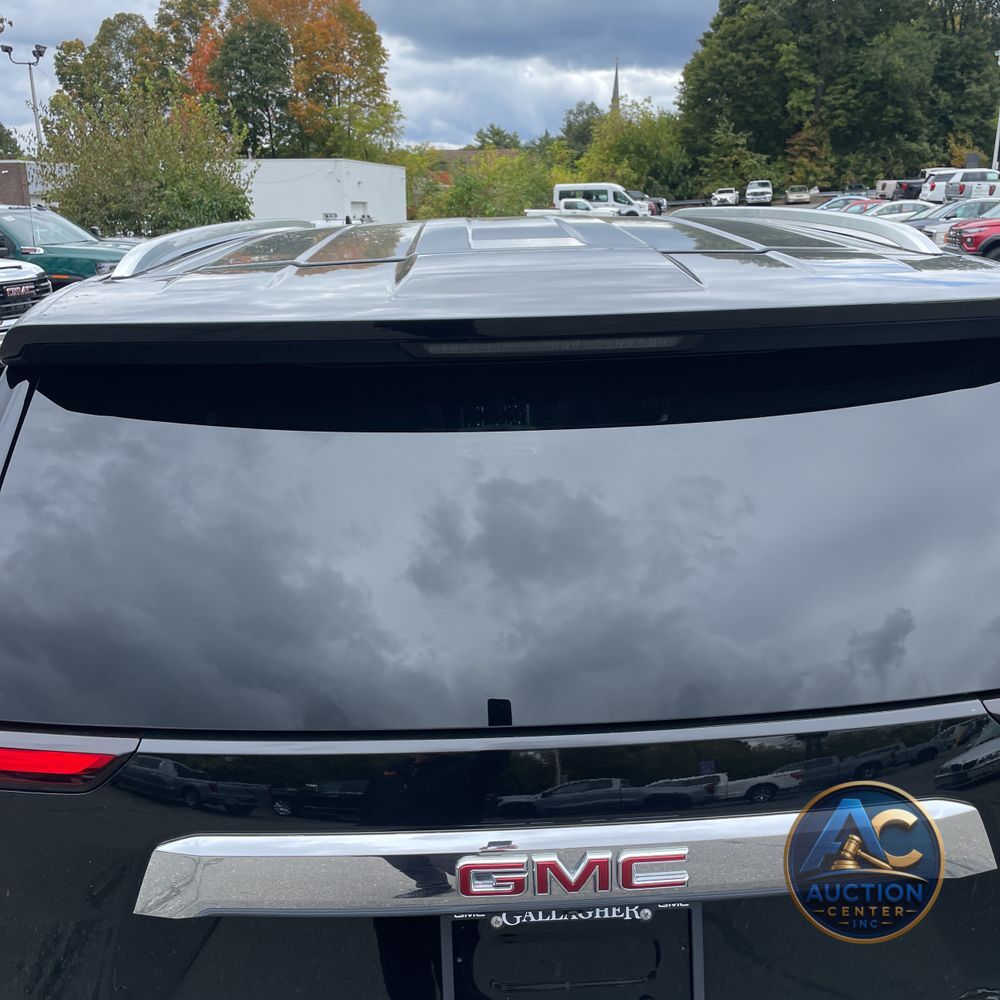 2024 GMC Yukon SLT