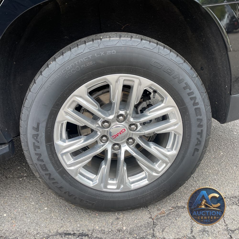 2024 GMC Yukon SLT