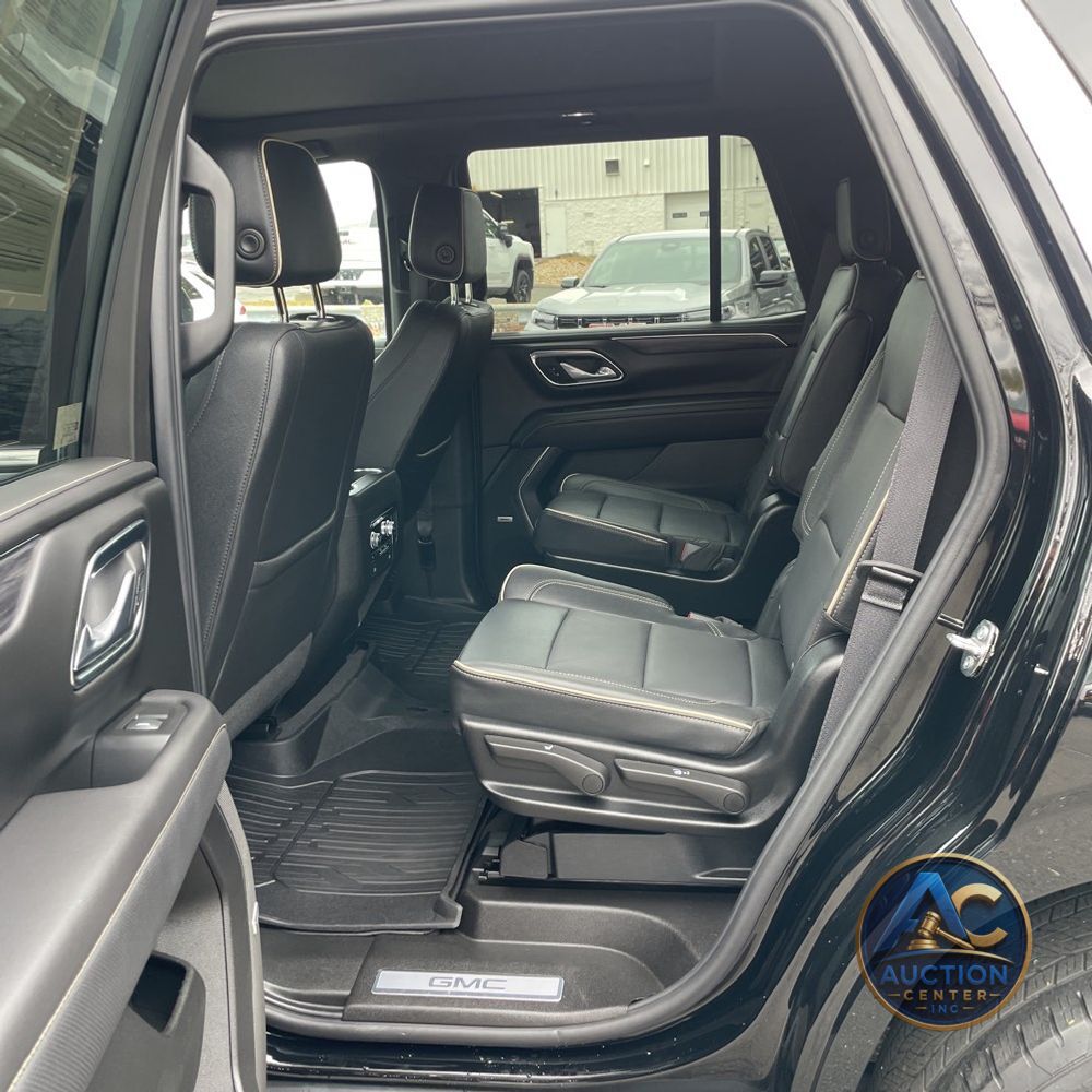 2024 GMC Yukon SLT