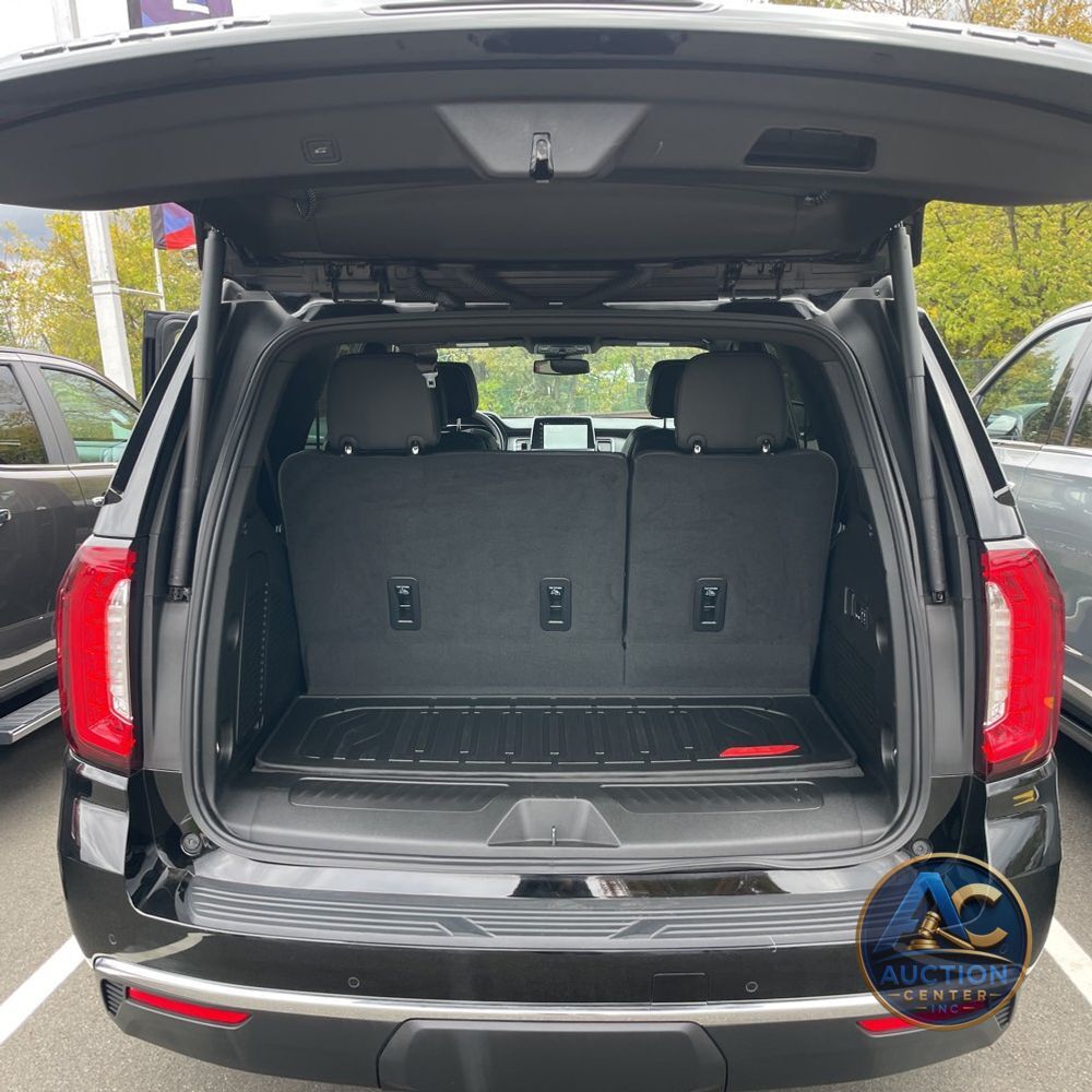 2024 GMC Yukon SLT