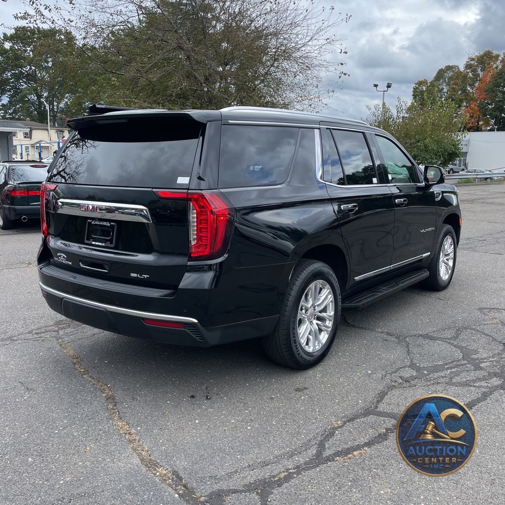 2024 GMC Yukon SLT