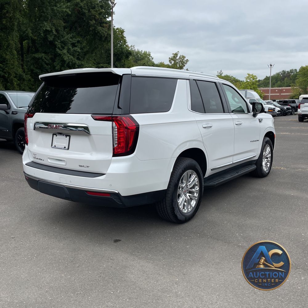 2021 GMC Yukon SLT