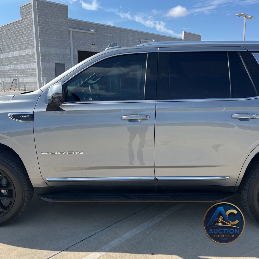 2023 GMC Yukon SLT