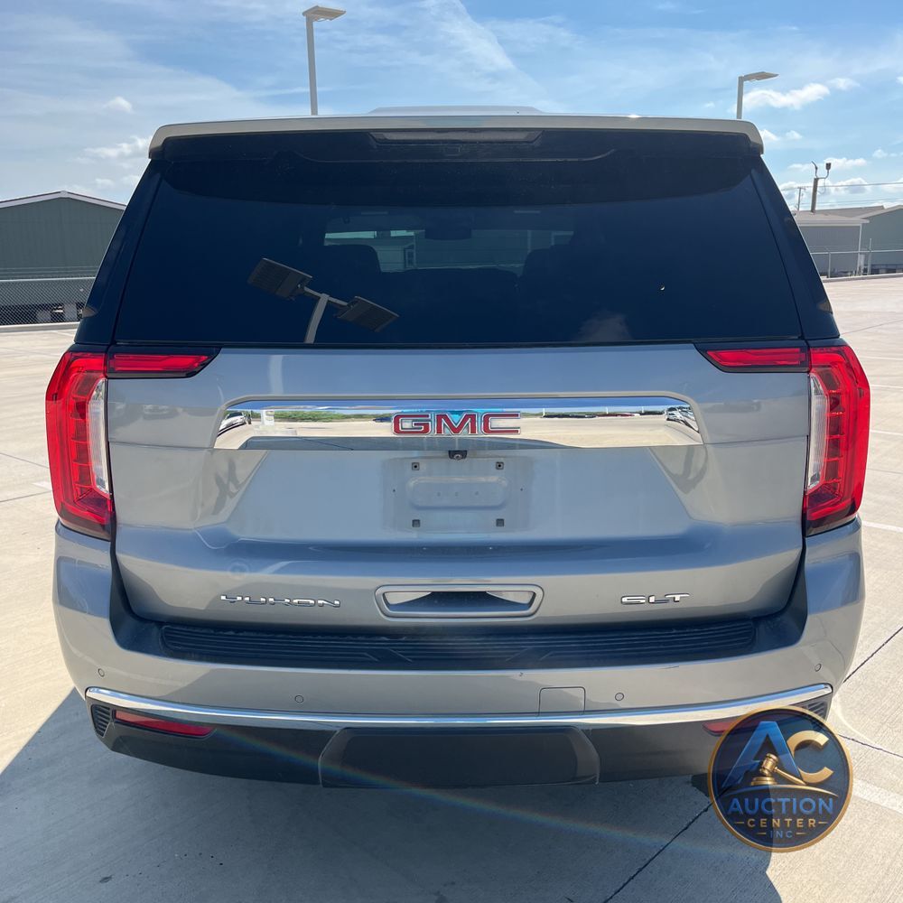 2023 GMC Yukon SLT