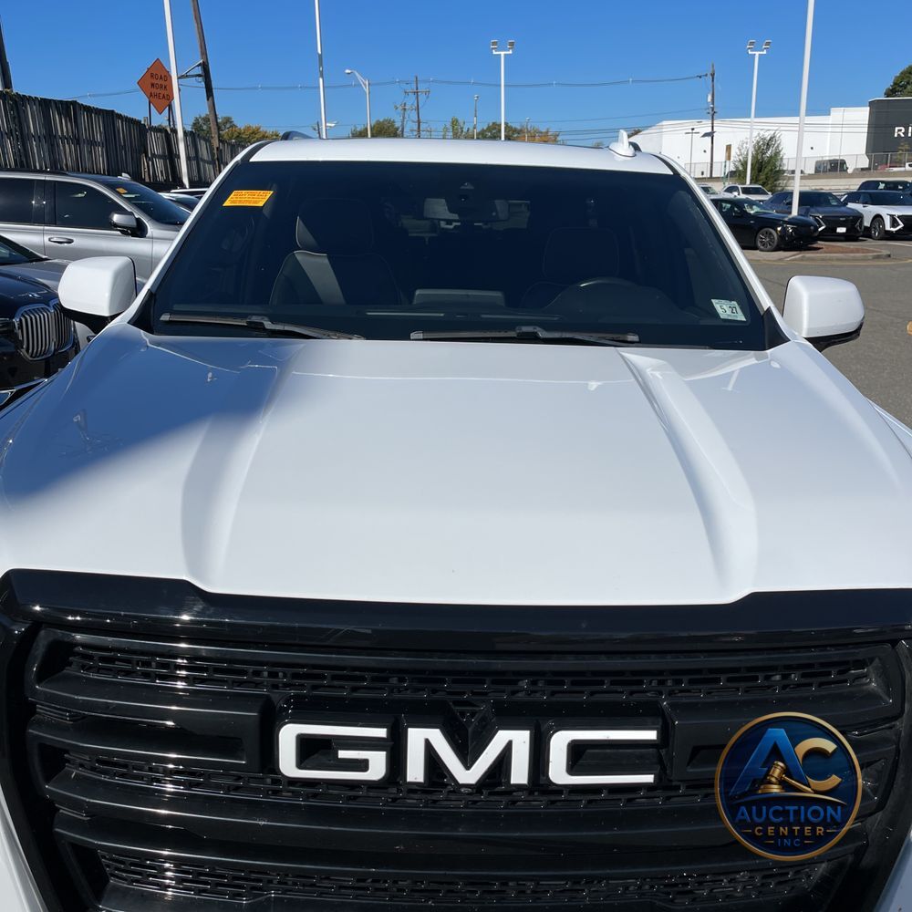 2022 GMC Yukon SLT