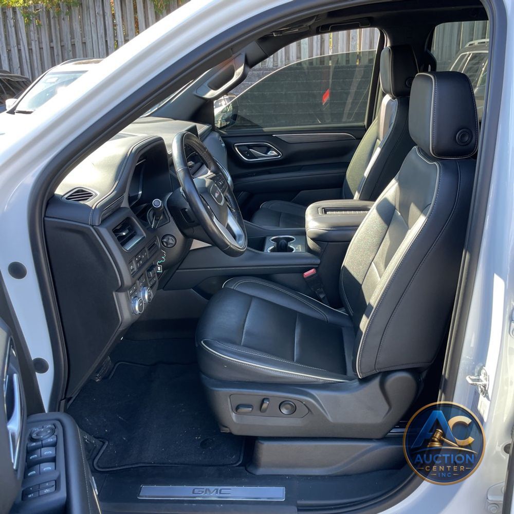 2022 GMC Yukon SLT