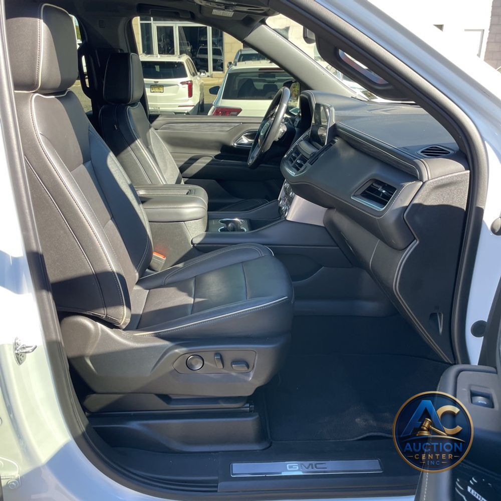 2022 GMC Yukon SLT
