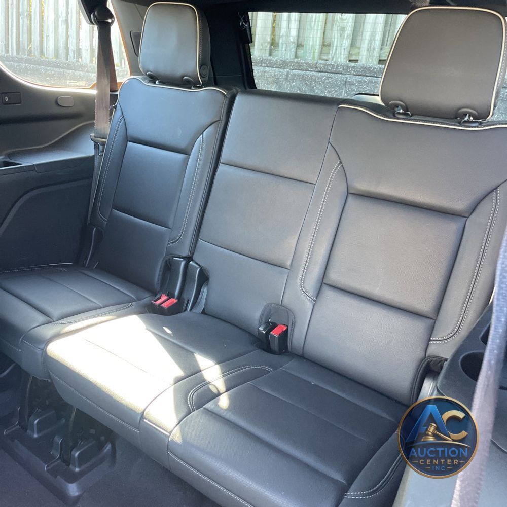 2022 GMC Yukon SLT