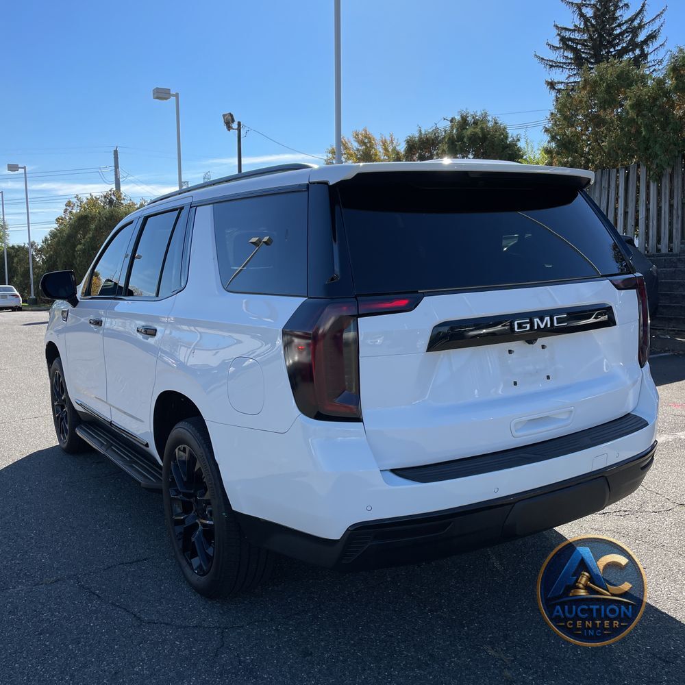 2022 GMC Yukon SLT