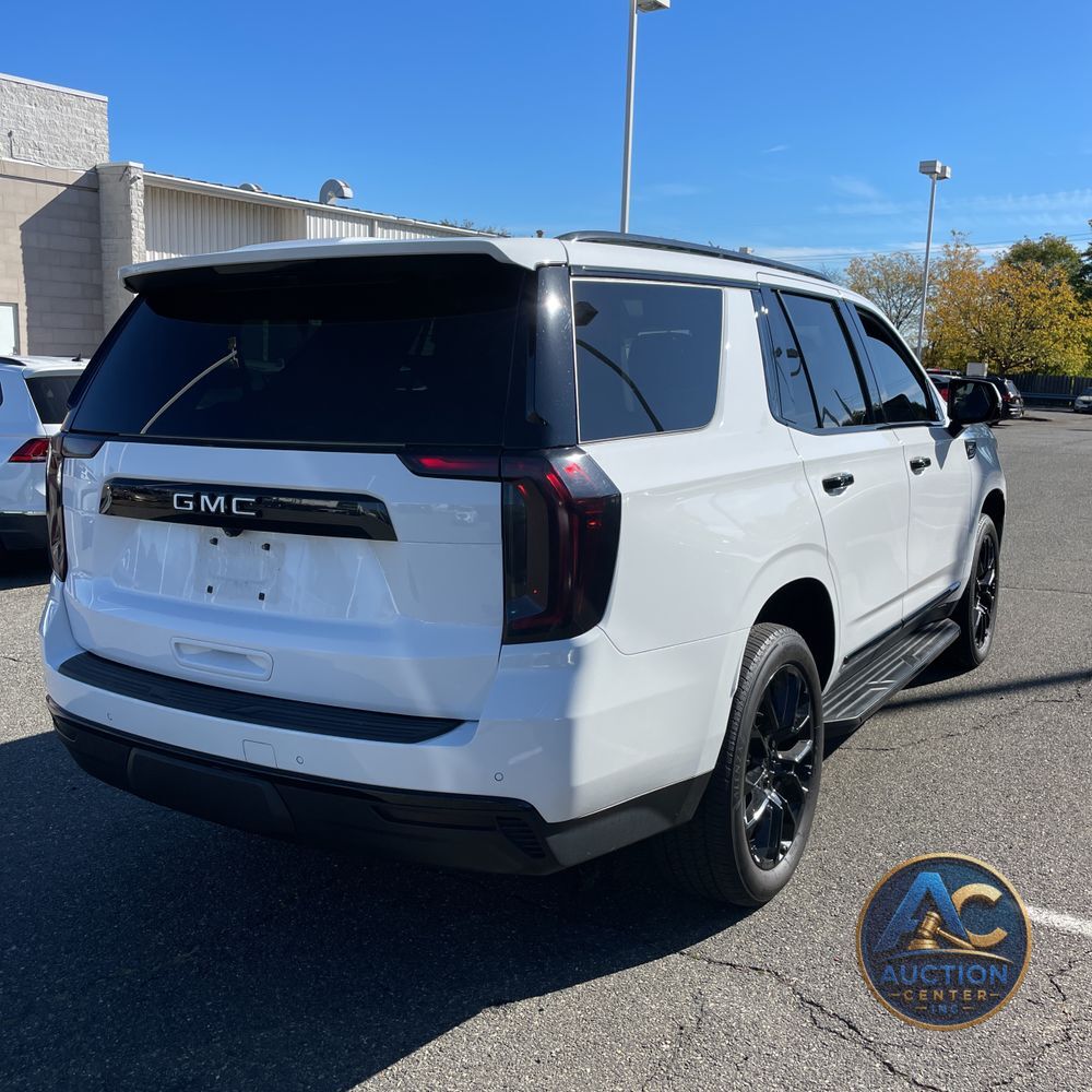 2022 GMC Yukon SLT