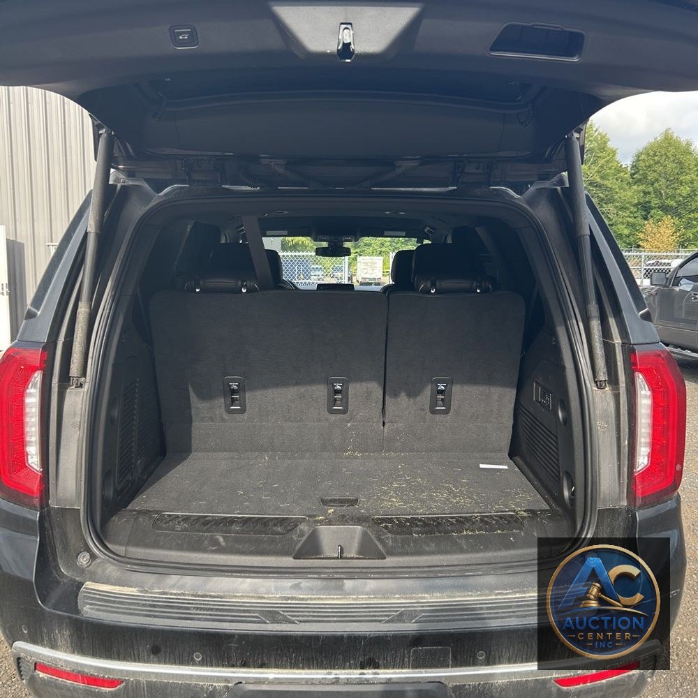 2022 GMC Yukon SLT