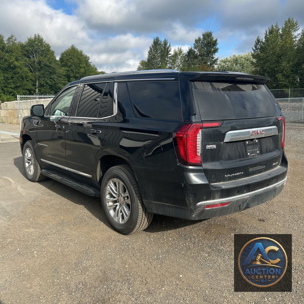 2022 GMC Yukon SLT