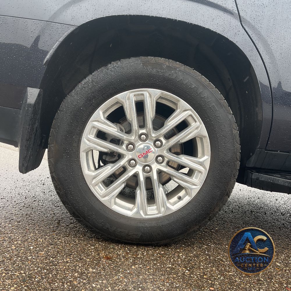 2024 GMC Yukon SLT