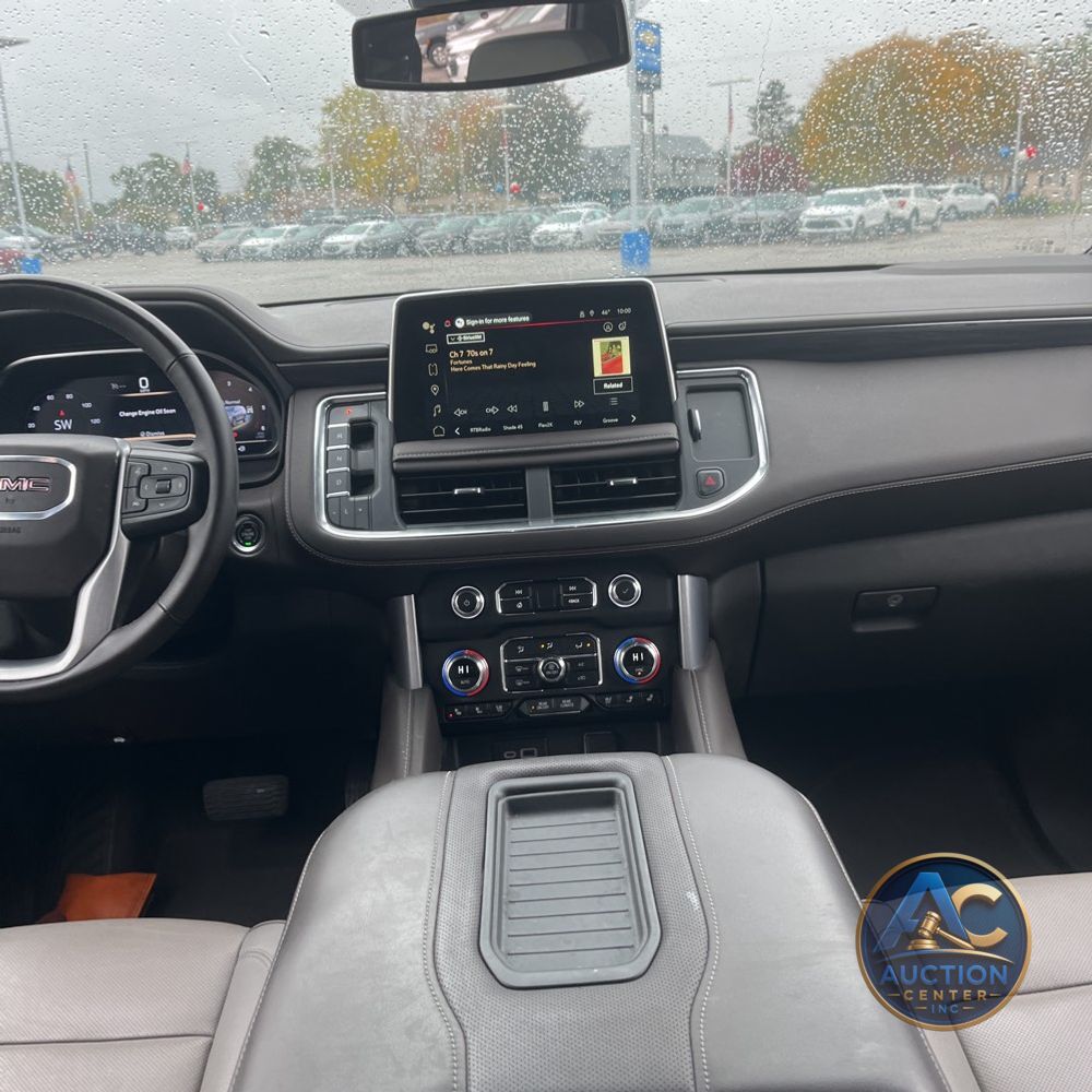 2024 GMC Yukon SLT