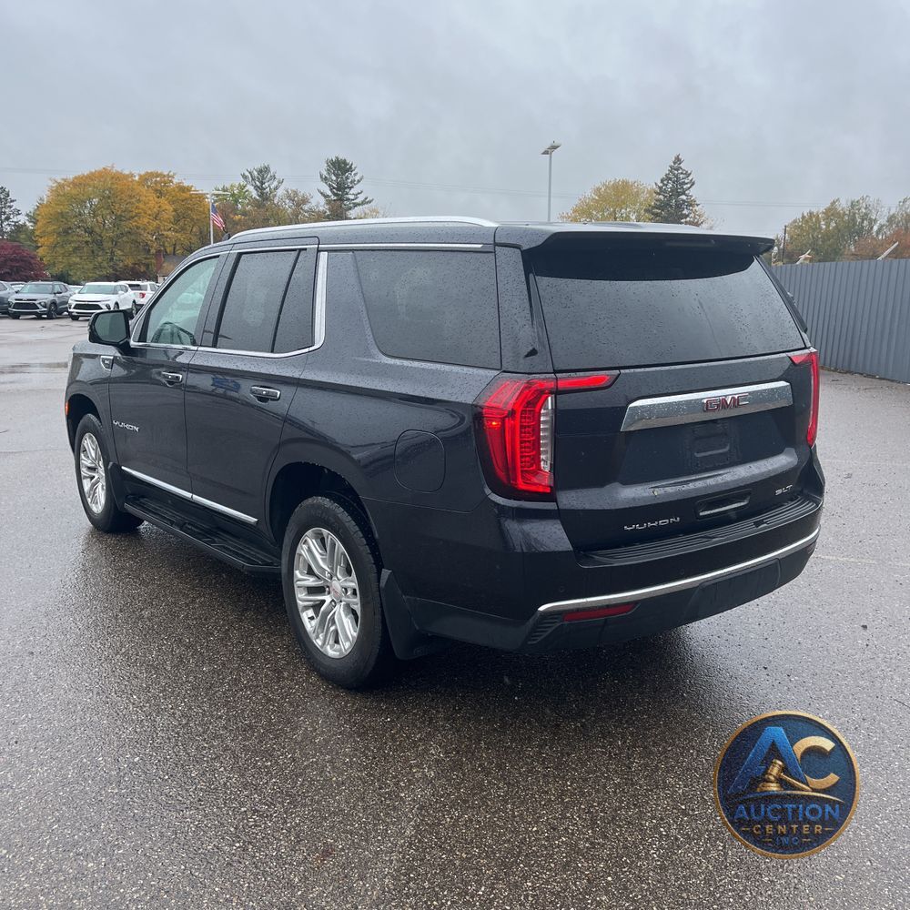 2024 GMC Yukon SLT