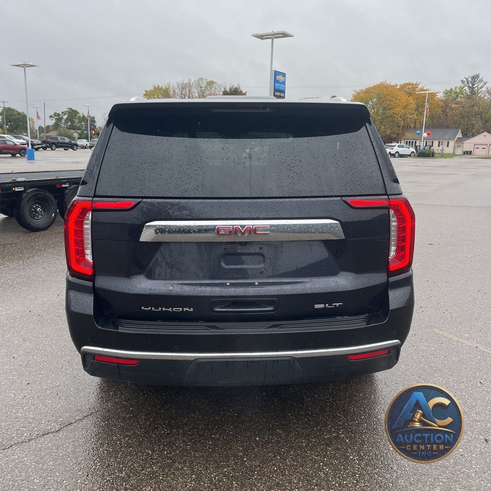 2024 GMC Yukon SLT