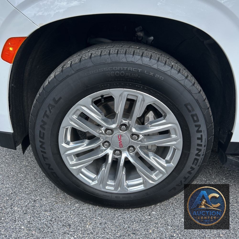 2024 GMC Yukon SLT