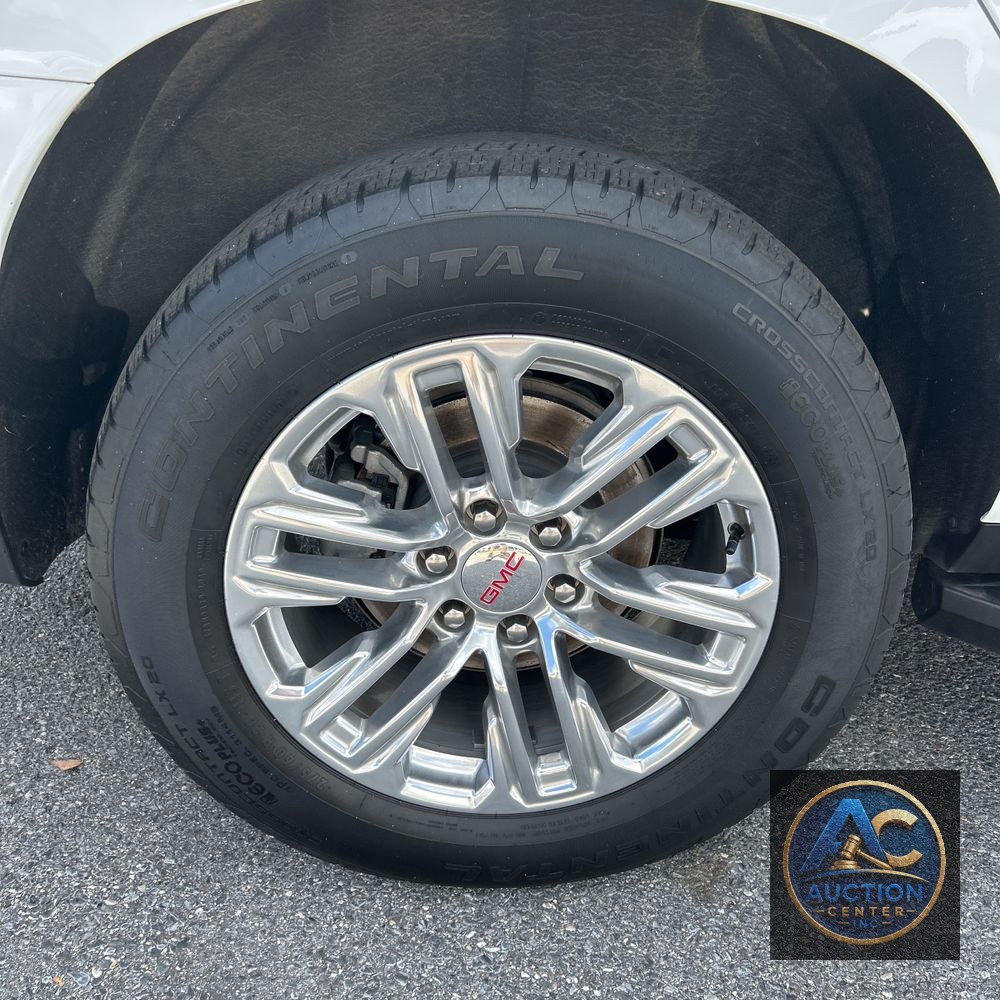 2024 GMC Yukon SLT