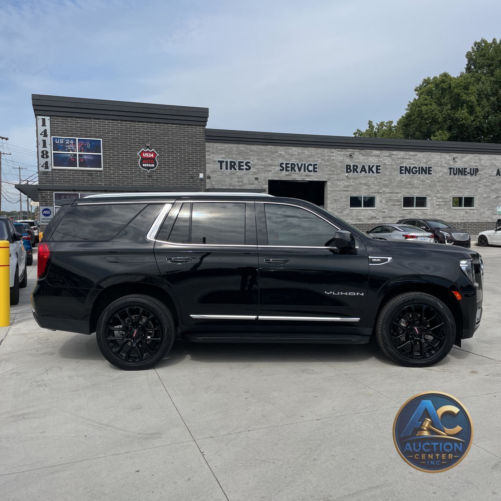 2023 GMC Yukon SLT
