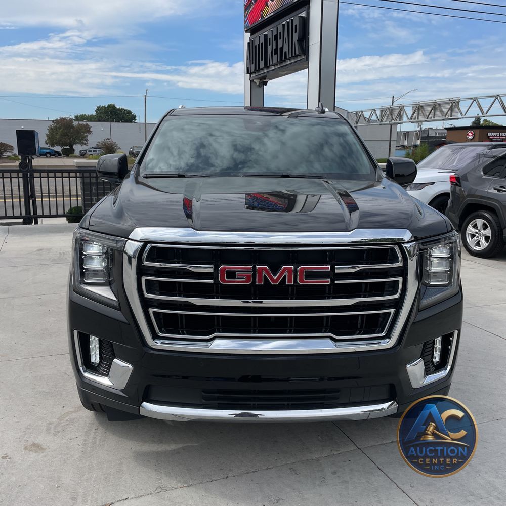 2023 GMC Yukon SLT