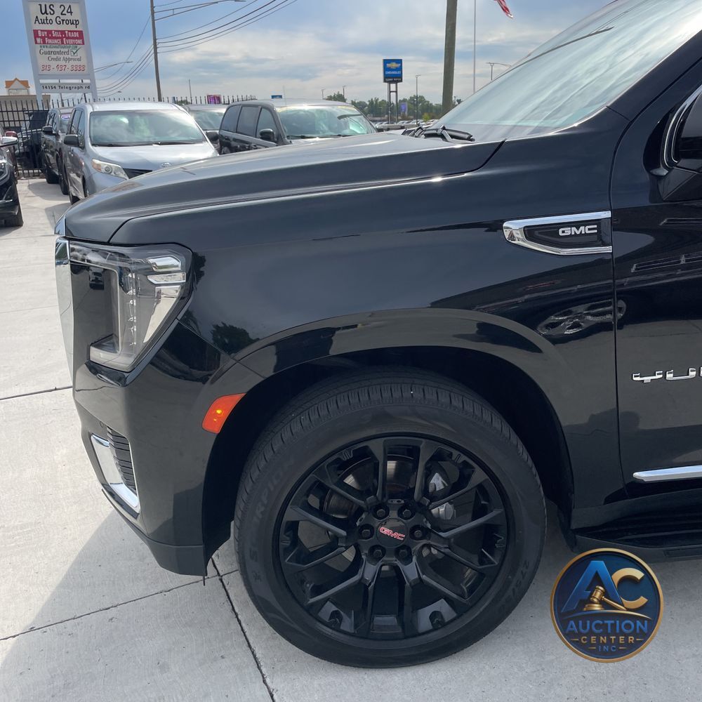 2023 GMC Yukon SLT